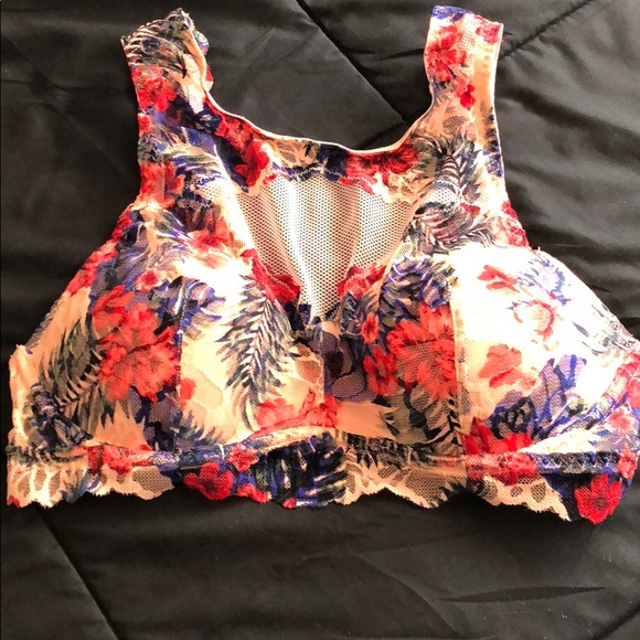 Victoria's Secret PINK lace bralette - Picture 3 of 7